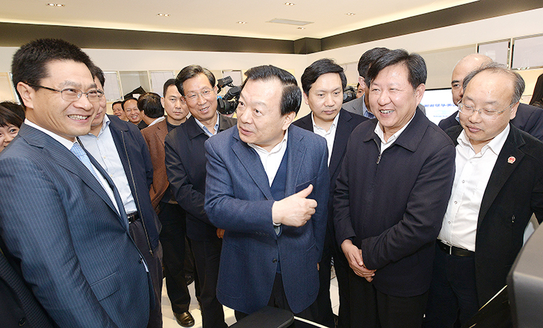 夏宝龙访问均胜 154副本 官网使用.jpg