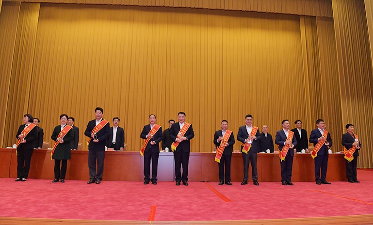 1316070325 官网使用.jpg